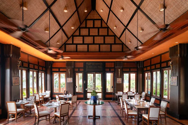 Pinnacle Sky Bar by Novotel Phuket Resort