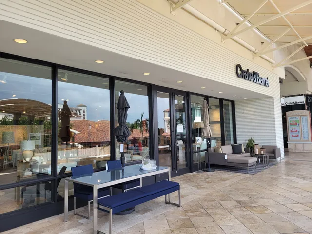 Crate & Barrel