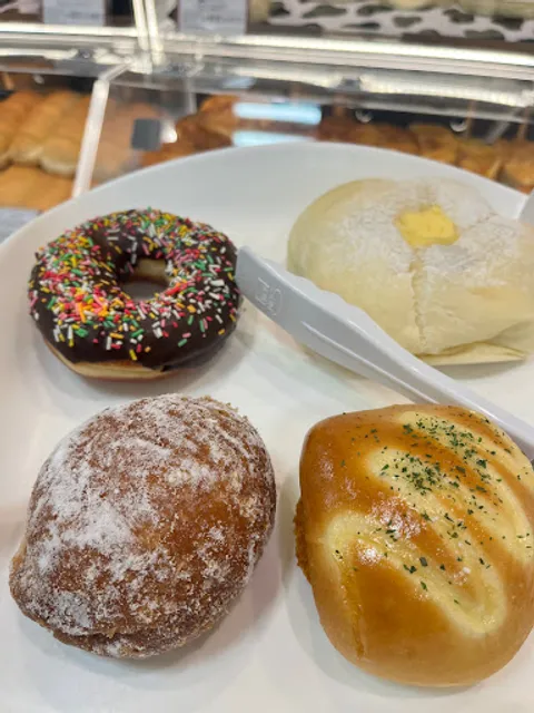 Paris Croissant Yokosuka