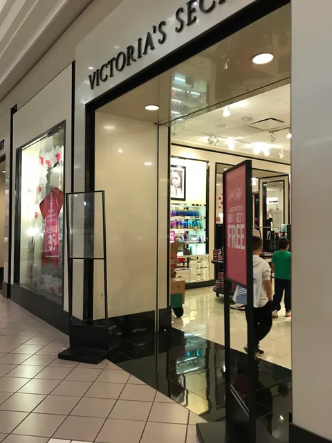 Victoria's Secret & PINK