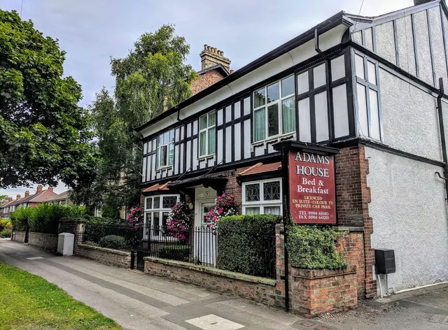 Emerald Residence by Diamonds