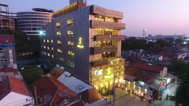 Stay.vie Dinoyo Prime Hotel & Co-Living - Surabaya