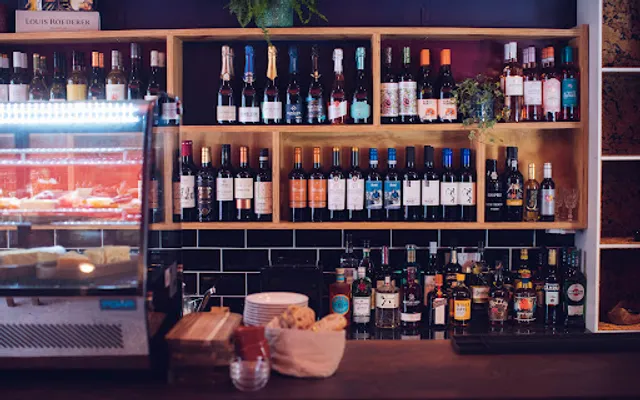 Runner Duck Wine Room