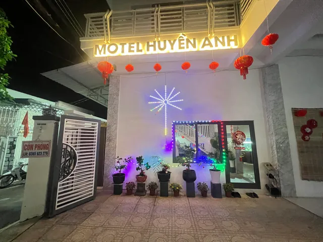 Khách sạn Huyền Anh Cam Ranh