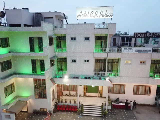 Chandra Pushp Palace ( C P Palace) , Banquet Halls in agra,Paying Guest House in agra,plywood dealer