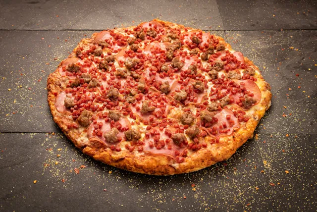 Me-n-Ed's Victory Grill