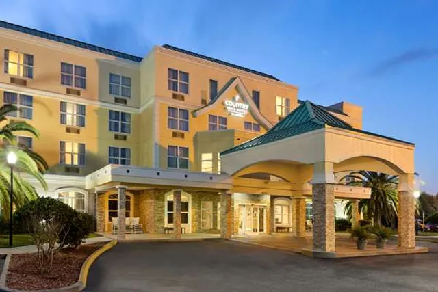 Country Inn & Suites by Radisson, Port Canaveral, FL