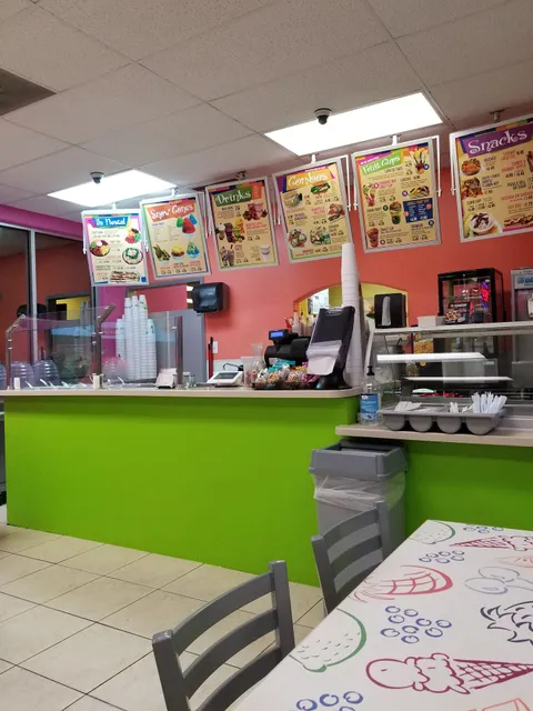 La Paletera Ice Cream and Fruit Cups