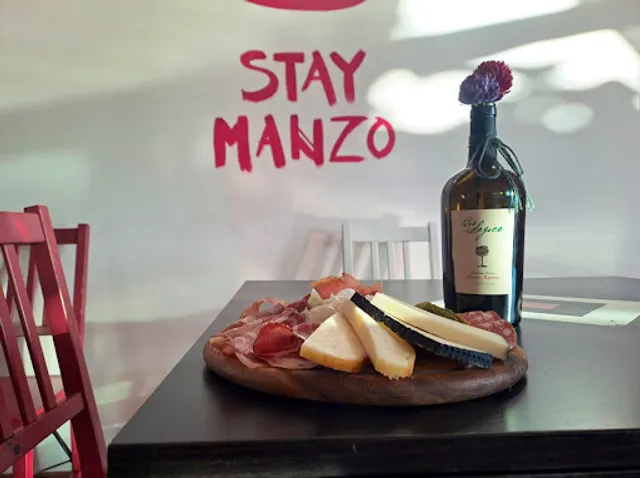 Stay Manzo - Food and Drinks