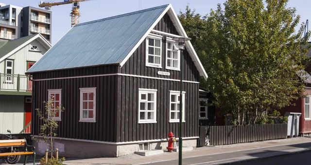 Old Charm Apartments