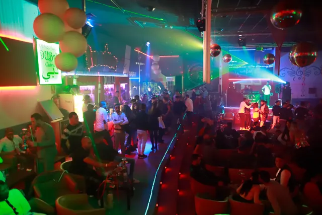 Dubai Discoteca De Menores