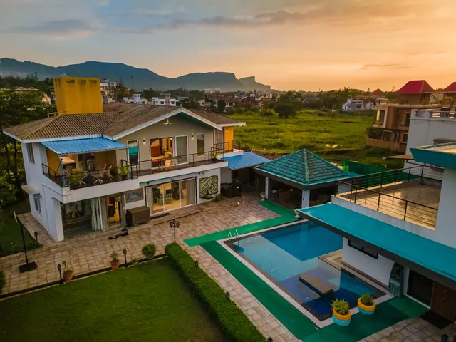 Bungalows In Lonavala