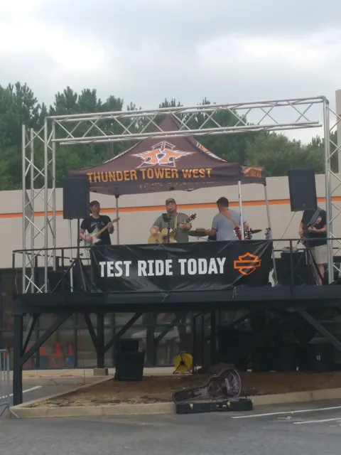 Lucky Peach Harley-Davidson