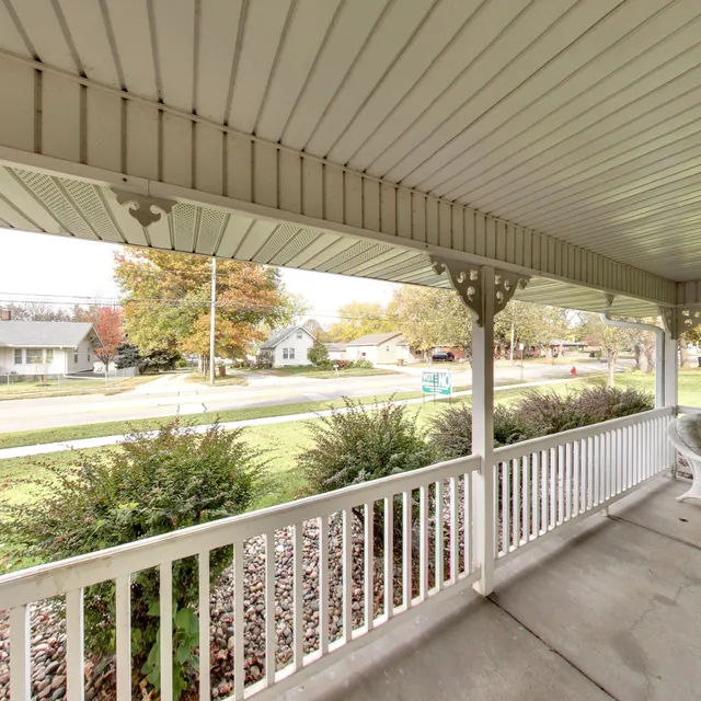 Waterford at College View