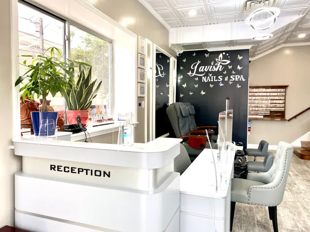 Lavish Nails & Spa