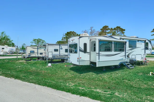 Sheldon Lake RV Resort