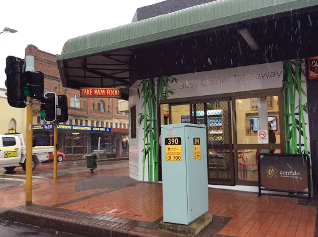 Busy Corner Takeaway