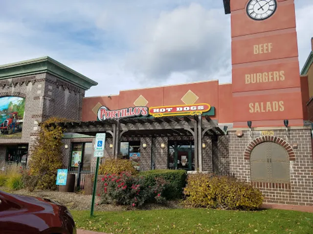 Portillo's Shorewood