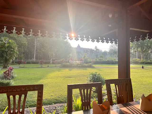 Witarka Resto Hotel Manohara Borobudur