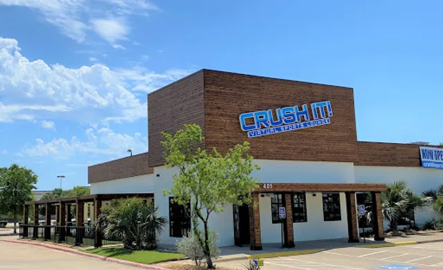 Crush It! Sports Lounge