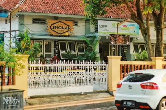 Linchak Coffee n Chocolate