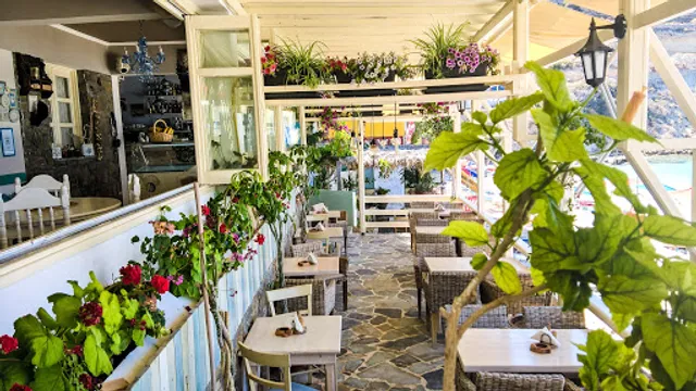 Le Grand Bleu restaurant & apartments