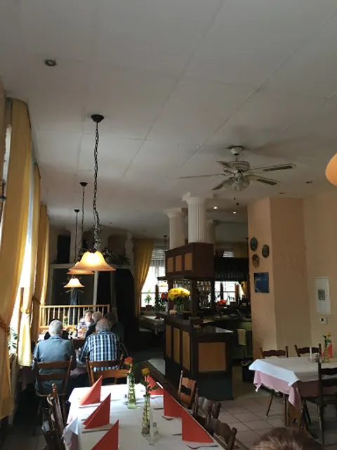 Restaurant zum Hirsch Griechische Spezialitäten