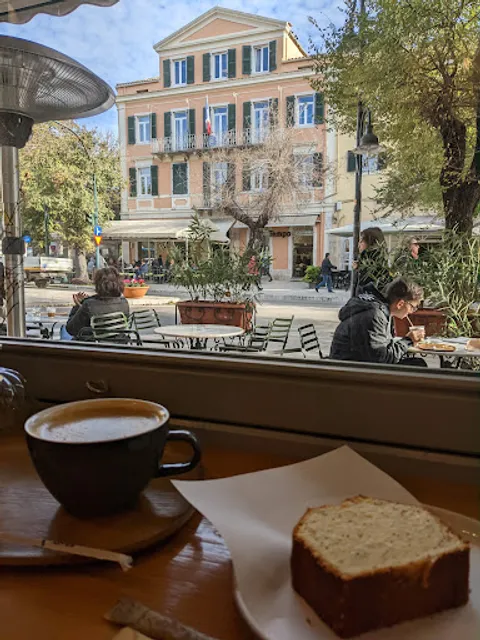 Coconela Coffee & Food