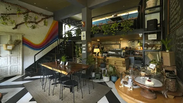 True Fit Gourmet Bistro & Cafe