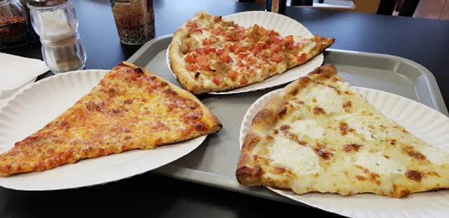 Carlo's Pizza Of Roslyn