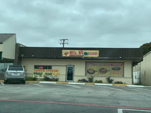 Park Plaza Shopping Center