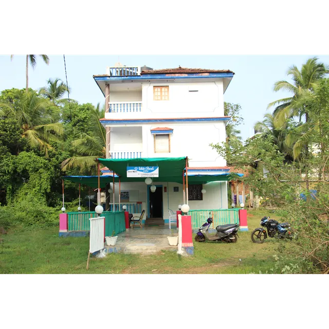 White Pearls Deluxe Guesthouse