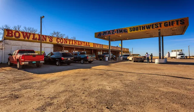 Bowlin's Continental Divide Trading Post