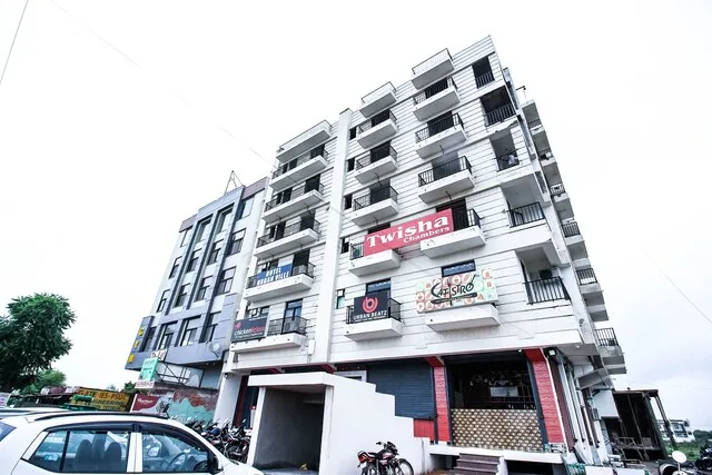 Super OYO Urban Ville