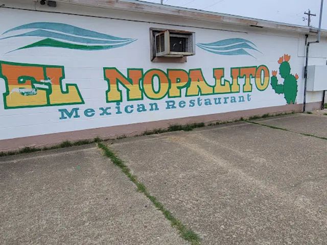 El Nopalito