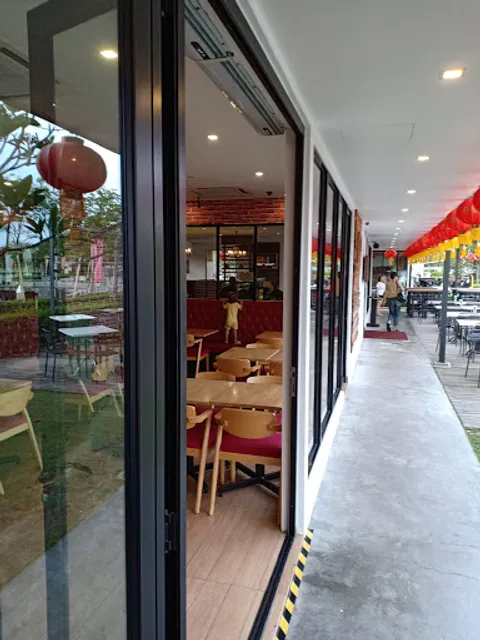 Harvests Bar & Grill