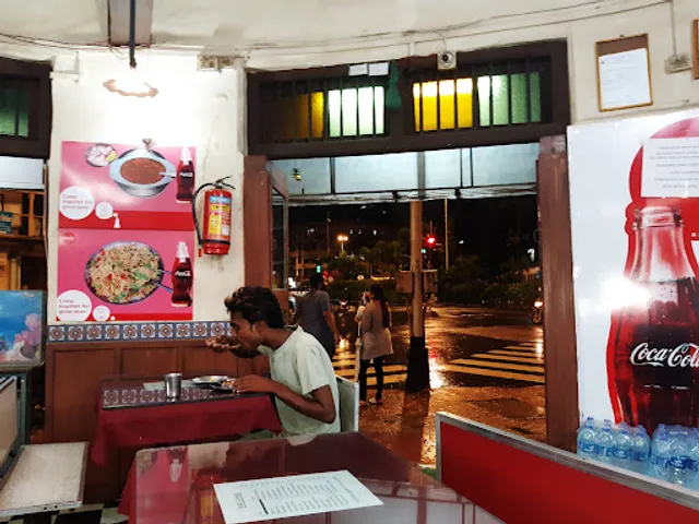 Dadar Lucky Restaurant