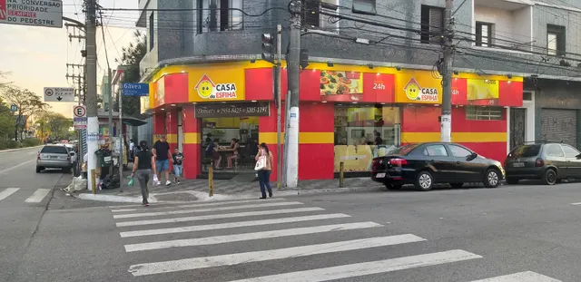 Casa da Esfiha Guilherme Cotching