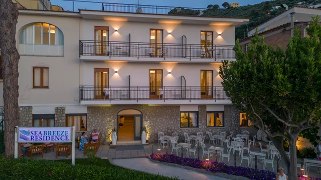 Sea Breeze Residence