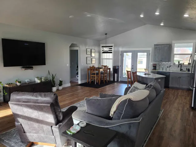 Bitterroot Furniture Co