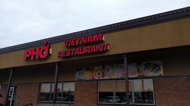 V Lounge & Restaurant