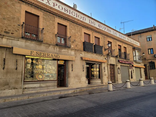 ARTE DE TOLEDO - DAMASQUINADOS A. SERRANO