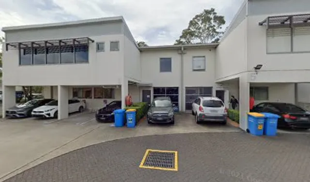 8 Ave of the Americas