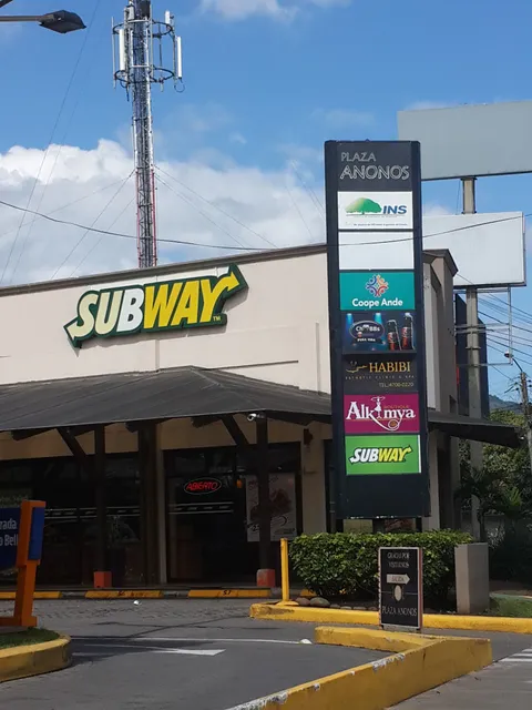Subway Los Anonos