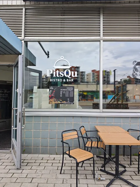 PitsQu Bistro