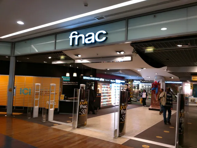 FNAC Grenoble - Grand Place