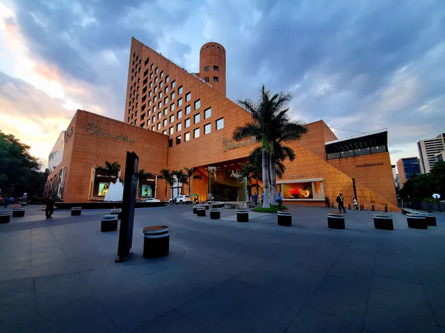 Palacio de Hierro, Polanco