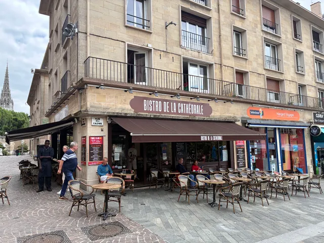 Le bistro de la cathédrale