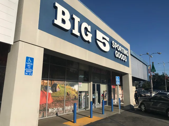 Big 5 Sporting Goods