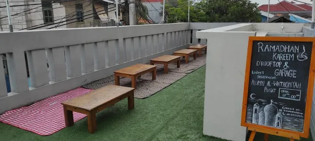 D'rooftop & Garage Brew House